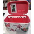 Kozepes-kozmetikai-taska-feher-magassarku