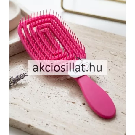 Cecilia Brush Maze Labirintus rózsaszín hajkefe egy világos, tiszta felületen elhelyezve