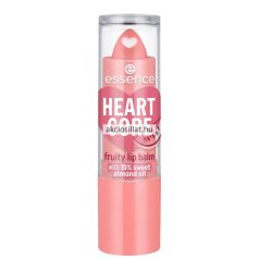 Essence Heart Core Fruity ajakbalzsam 03