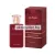 La Rive Soleil Rouge 90ml-es női parfüm álló letisztult szögletes matt bordó színű üvegflakonban előlapján fényes arany színű LA RIVE és SOLEIL ROUGE feliratokkal alul eau de parfum jelöléssel tetején kristályszerűen csiszolt teljesen átlátszó műanyag kupakkal valamint mellette jobbra a hozzá tartozó ugyanilyen mélybordó színű díszdobozzal melyen diszkrét sötétebb virágminták arany színű csíkozás és arany betűs feliratok láthatóak