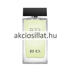 A Bi-Es B33 EDT 90ml - Hermes H 24 parfüm utánzat.jpg képen a férfi parfüm szögletes, átlátszó üvegflakonja látható halványzöld folyadékkal és fekete kupakkal, a fahatású szürke gyári doboza mellett.