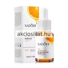 Sadoer Vitamin C Brightening Essence 30ml-es C-vitaminos világosító esszencia sárgásbarna színű üvegfiolában fehér pipettás kupakkal és fehér címkével melyen narancsszelet grafika látható valamint mellette a hozzá tartozó fehér díszdoboz