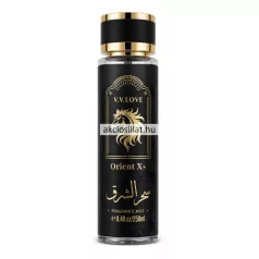 V.V.Love Orient X plusz 250ml-es testpermet álló hengeres fekete flakonban arany mintás részletekkel előlapján elegáns íves arany keretben egy ágaskodó lófej arany színű sziluettjével felette V.V.LOVE alatta Orient X plusz felirattal legalul arab írásjelekkel valamint fémhatású arany kupakkal melynek közepén széles fekete sáv látható