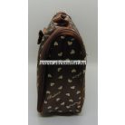 Nagy-kozmetikai-taska-barna-sziv